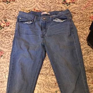 levi strauss mid rise skinny jeans
